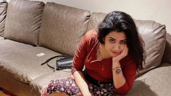 సోషల్ మీడియాలో యాక్టివ్..