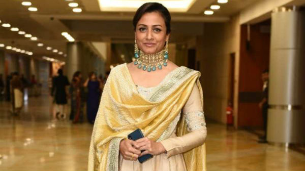 Namrata shirodkar About Flowers And Her Garden Namrata shirodkar About Flowers And Her Garden