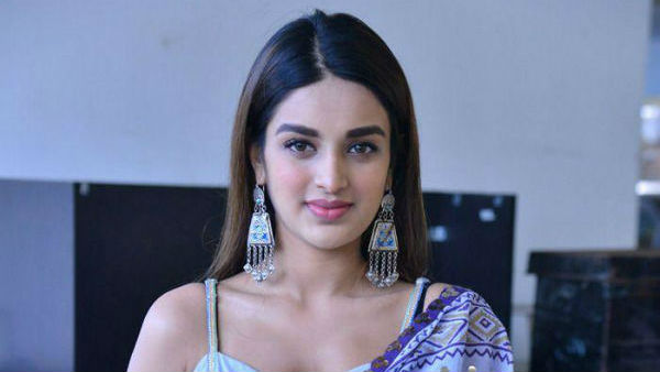హెల్త్ టిప్స్ చెబుతూ..