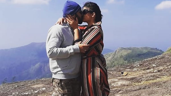 లిప్ లాక్ ఫోటో వైరల్