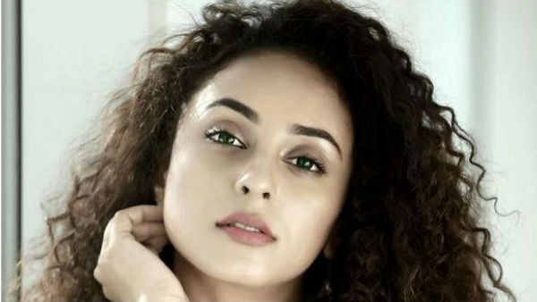 పర్ల్ మానీ కెరీర్ ఇలా..