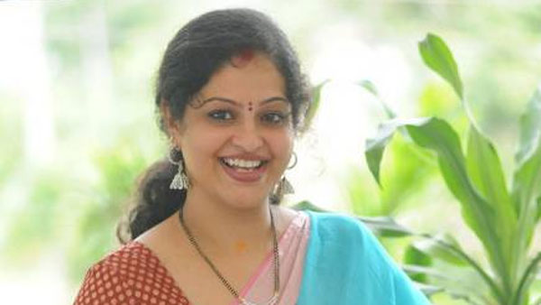 సహాయ దర్శకుడిని చూసి..