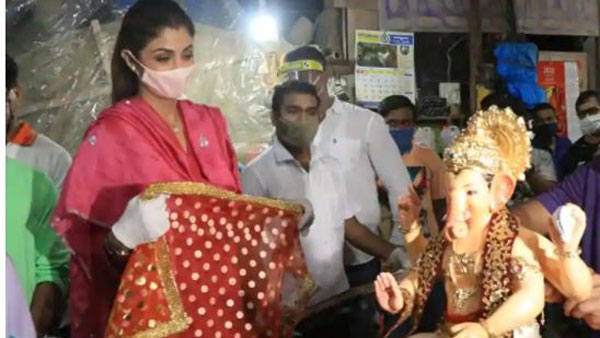 Lord Ganapti Bappa at Shilpa Shetty home Lord Ganapti Bappa at Shilpa Shetty home