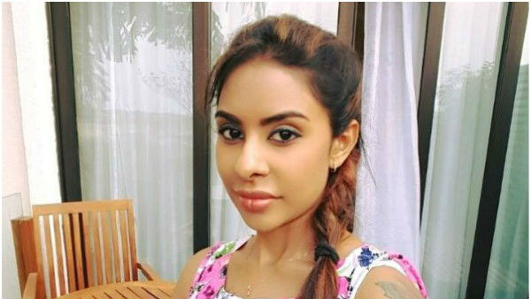 నీదో డొక్కు కారు..