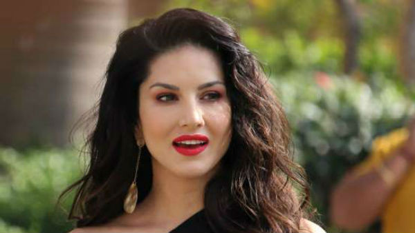 Actress Sunny Leone tops Kolkata college’s merit list Actress Sunny Leone tops Kolkata college’s merit list