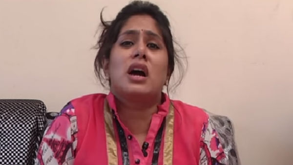 అమ్మాయిలు పడరు.. అందుకే ఆంటీలతో