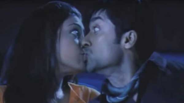 పేదలు తాకకుండానే వెండితెరపై ముద్దు సీన్