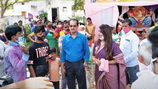 కత్తి కార్తీకకు ప్రచారానికి మంచి స్పందన