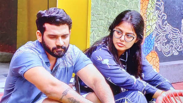 అభిజిత్, మోనాల్ ఎమోషనల్గా