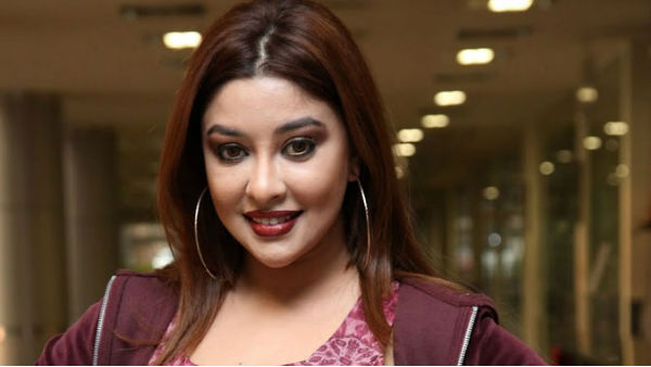 బ్లూ ఫిలిమ్స్ చూపించి..