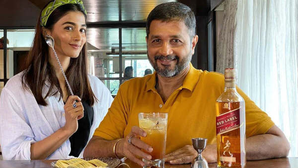 Pooja turns chef, while promoting an Alohol Brand Pooja turns chef, while promoting an Alohol Brand