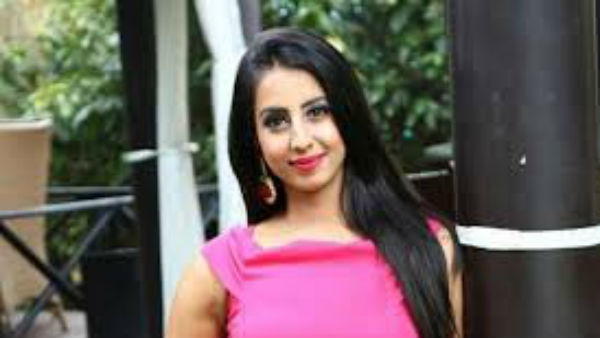 సంజనా బయటపెట్టిన పేర్లు