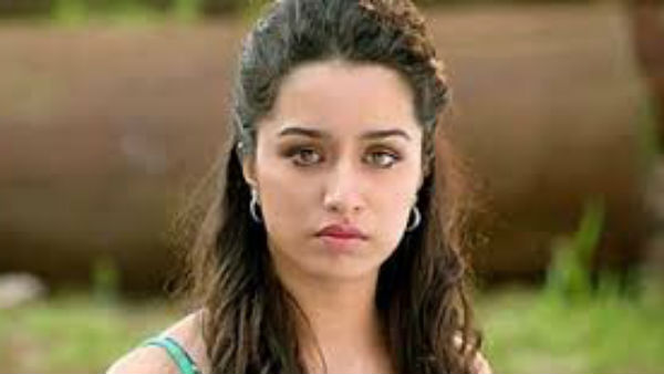 పాన్వెల్ ఫాంహౌజ్ పార్టీలో