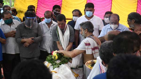సంతాపం ప్రకటించిన భారతావని..