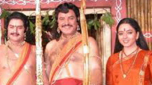 బాలయ్య ఎందుకో ధైర్యం చేయలేదు