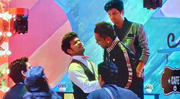 ఆర్టిస్టులమనే విషయాన్ని పక్కన పెడితే