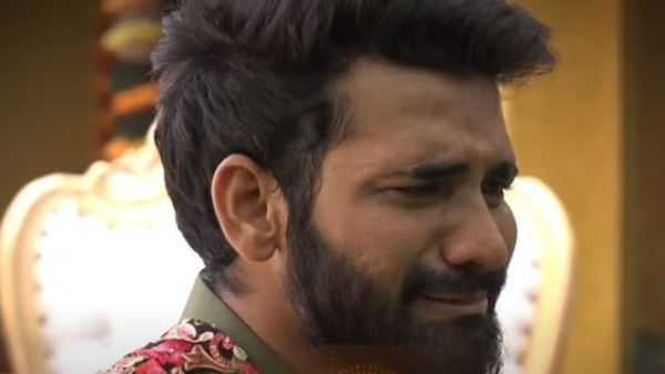 కంటతడి పెట్టిన అఖిల్ సార్థక్