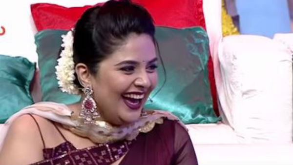 ఆ డ్యాన్సర్ చేసిన పనికి నోరెళ్లబెట్టిన శ్రీముఖి.. పులిహోర కలపడంలో జానీ మాస్టర్ కూడా తగ్గడం లేదు!!