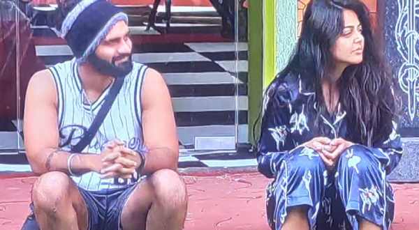 నీ కోసం ఎదురుచూస్తోంది