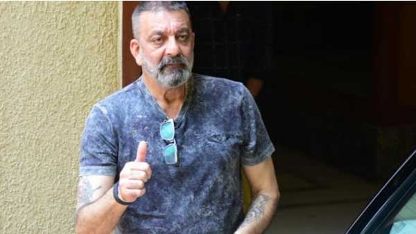Sanjay Dutt Looks Weak in a Recent Pic Sanjay Dutt Looks Weak in a Recent Pic