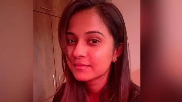 14వ అంతస్తు నుంచి దూకి ఆత్మహత్య