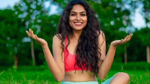 షాకింగ్ ఫోటోతో దడ పుట్టించిన దివి.. అలా మొత్తం ఓపెన్ చేసేసిన సొట్టబుగ్గల సుందరి