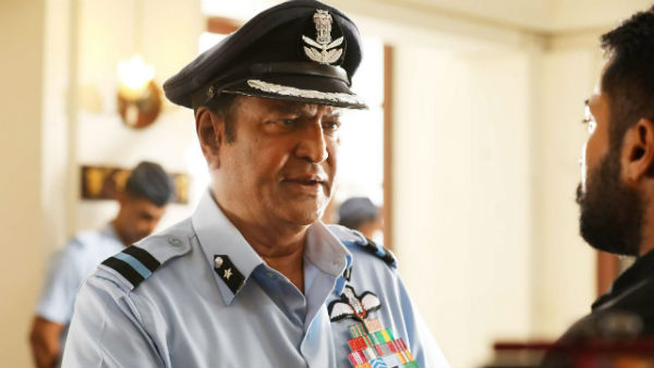 మోహన్ బాబు, పరేష్ రావల్ పోటాపోటీగా