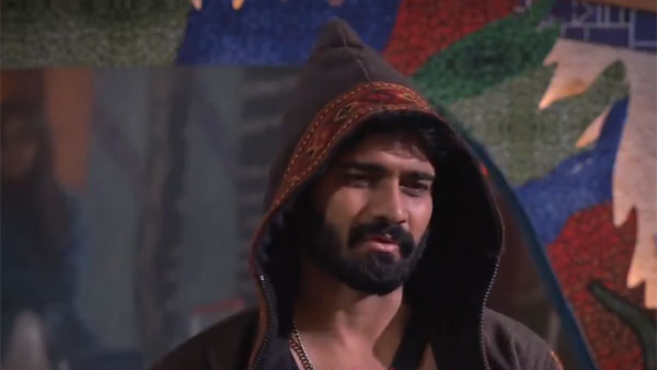 కత్తులు దూసుకొన్న కంటెస్టెంట్లు