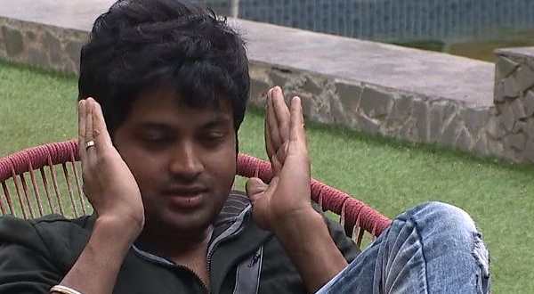 అభిజిత్ సమస్యగా మార్చాకు అంటూ సోహెల్