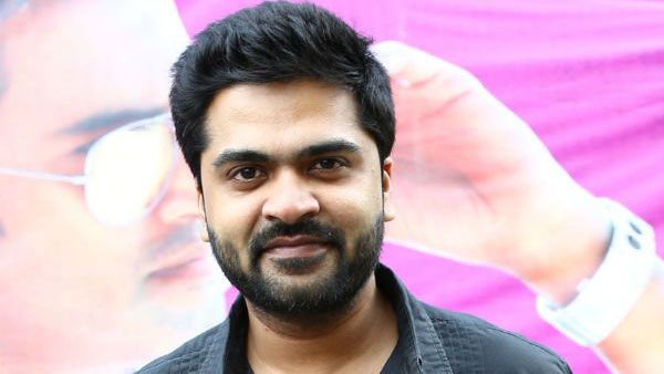 కానుకలతో సర్ ప్రైజ్ ఇచ్చిన హీరో