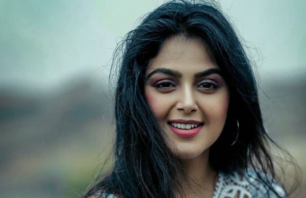 ఆ సాంగ్కు మోనాల్ రెమ్యూనరేషన్ లీక్