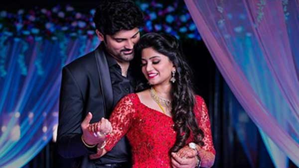 పెళ్లై నెల..