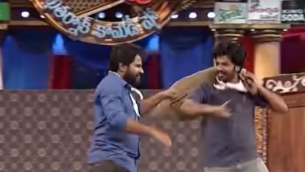 హైపర్ ఆది స్కిట్స్ స్పెషల్..