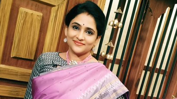 పిచ్చి వేషాలు వేశానని.. చిన్న వయసులోనే పెళ్లి చేశారు.. దాంతో కెరీర్ అంటూ గాయత్రి భార్గవి