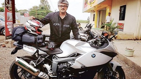 బీఎండబ్ల్యూ బైక్ పై వారాణసి