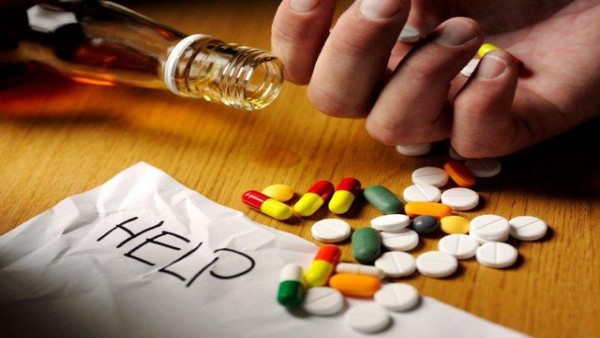 ఫోన్, ఎలక్ట్రానిక్ పరికరాలు సీజ్ చేసి