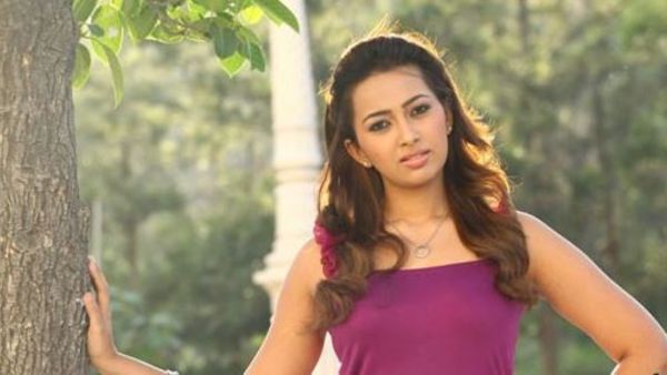 కొన్ని రోజులకే దూరం.. విడాకులు