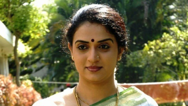 రియల్ లైఫ్ లో సిగరెట్..