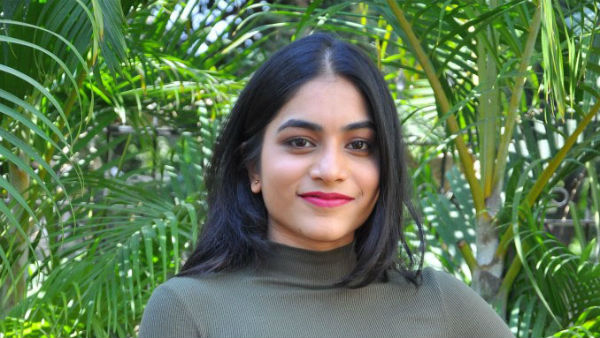 బిగ్ బాస్లోకి ప్రవేశం.. మార్క్ చూపించి