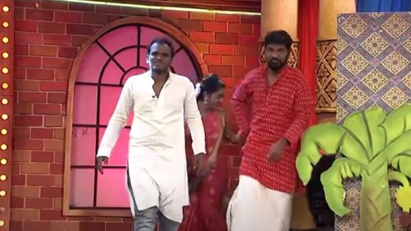 చార్జర్ కొట్టేశా..