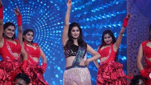 ఆశలన్నీ కూడా..
