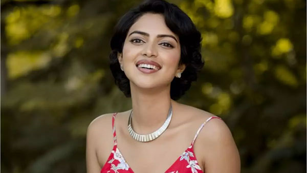 అమలాపాల్ కెరీర్ ఇలా...