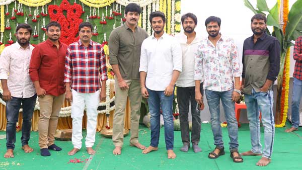హీరోగా పూరి తనయుడు