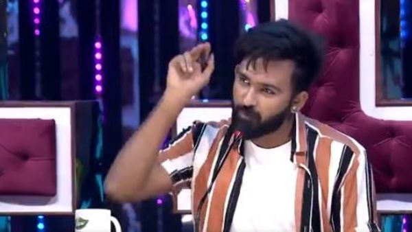 యశ్ మాస్టర్లపై..