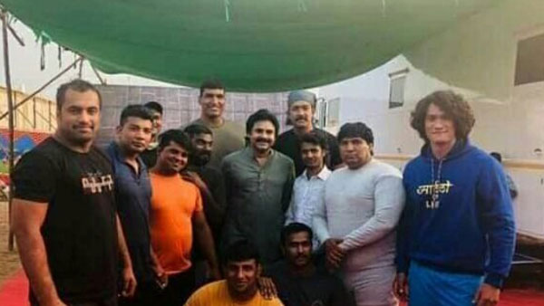 టైటిల్ పై చర్చలు