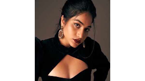 అశ్లీల సైట్లో పునర్నవి భూపాలం ఫొటోలు