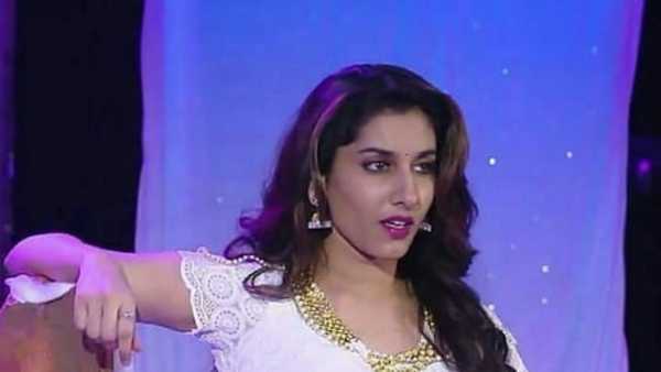 గోవాలో సందడి..
