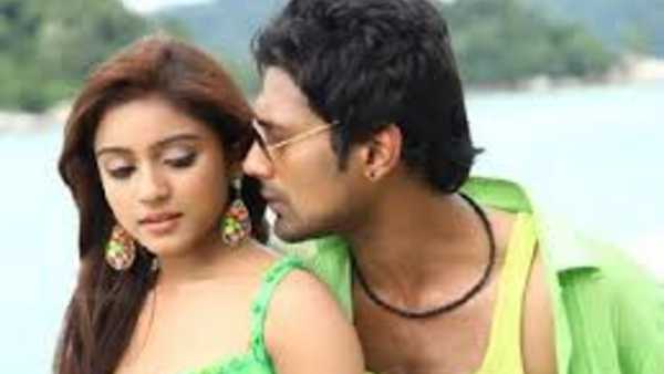 మొదట్లో నెగెటివ్..