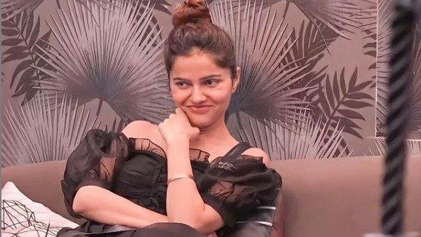 వాళ్లతో మొదలైన షో.. అన్నీ భారీగానే