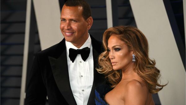 Jennifer Lopez says goodbye to Alex Rodriguez Jennifer Lopez says goodbye to Alex Rodriguez